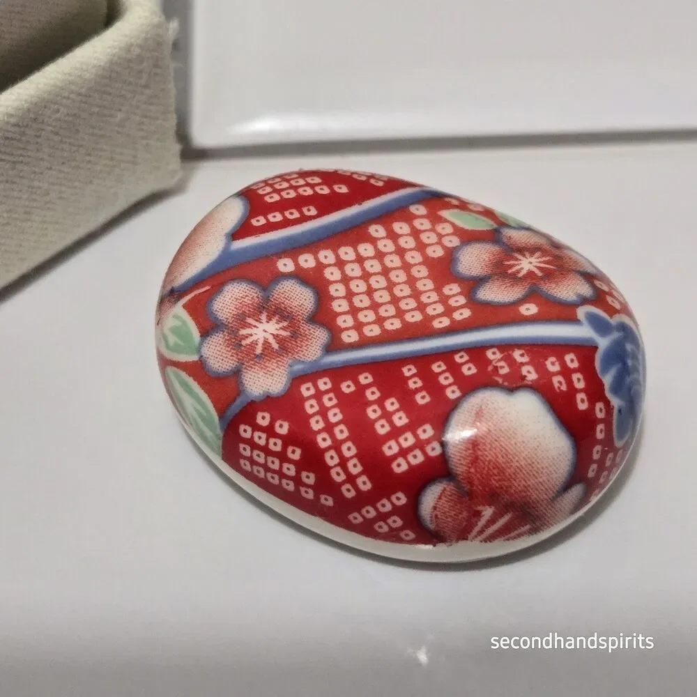 Japanese Chopsticks Rest Set of 4 Hand Painted Floral Ceramic Spoon Stand